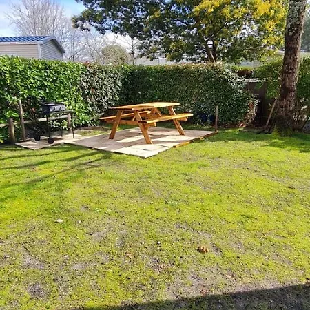 Mobil 693 A La Reserve 8 Personnes Avec Terrasse Couverte Kemping